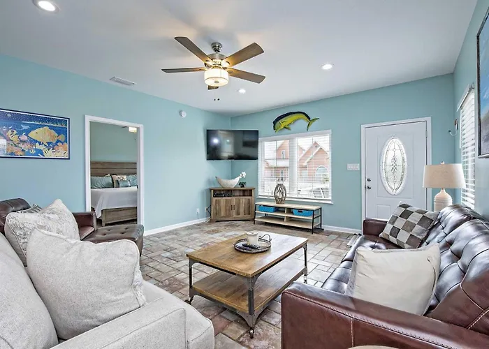 Dolphy Dunes West Holiday home *